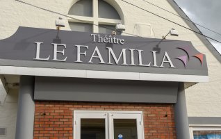 Cyril Etesse dans Monolithe - Familia Théâtre